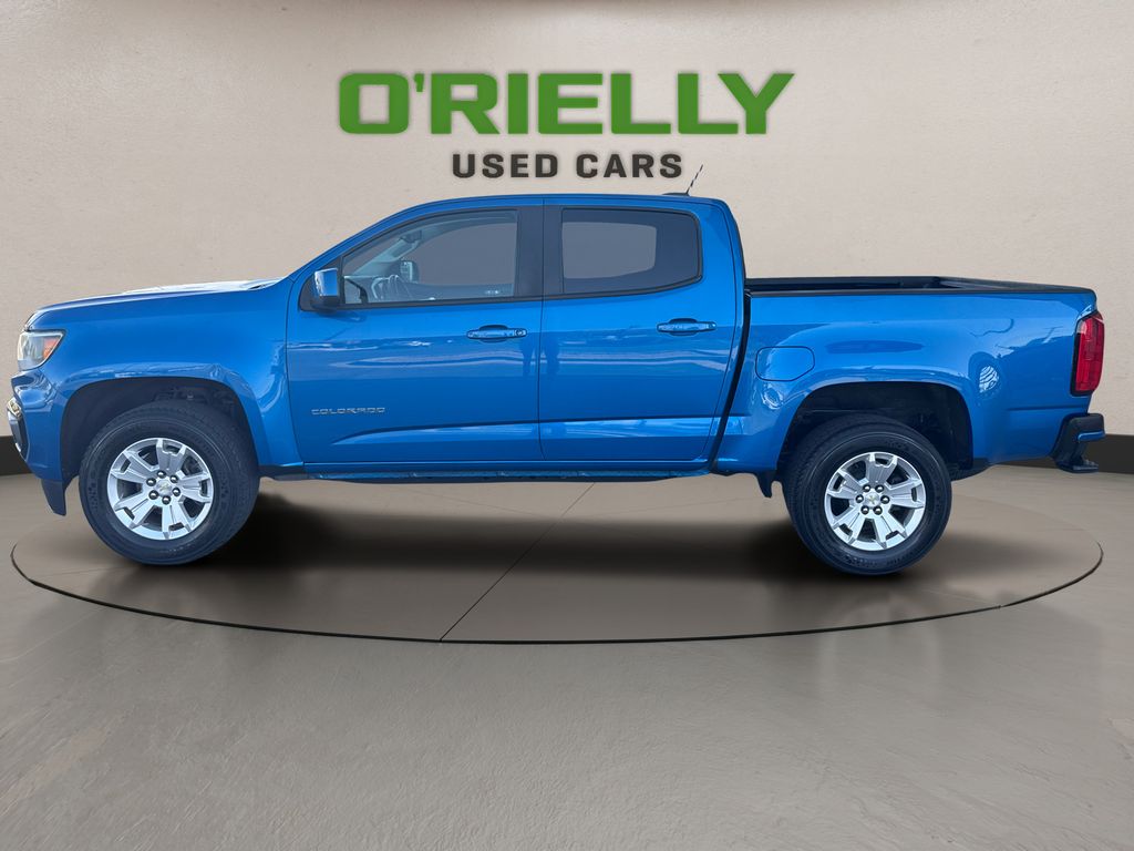 View vehicle photo 3