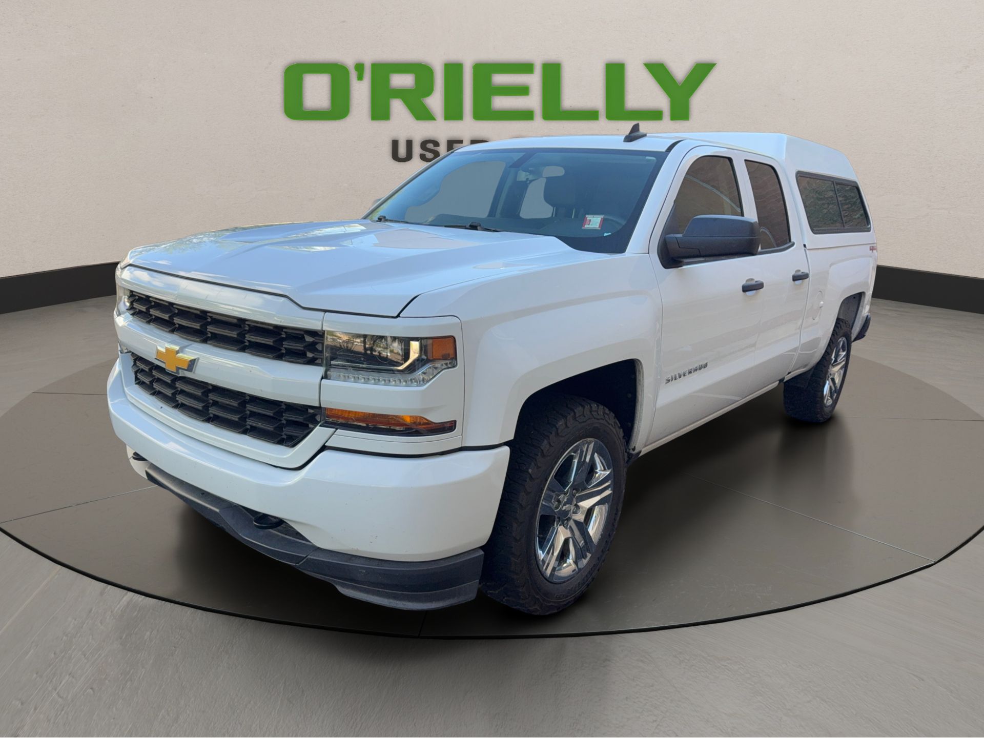 Summit White 2017 Chevrolet Silverado 1500 Pickup Truck Four-Wheel Drive 6-Speed Automatic