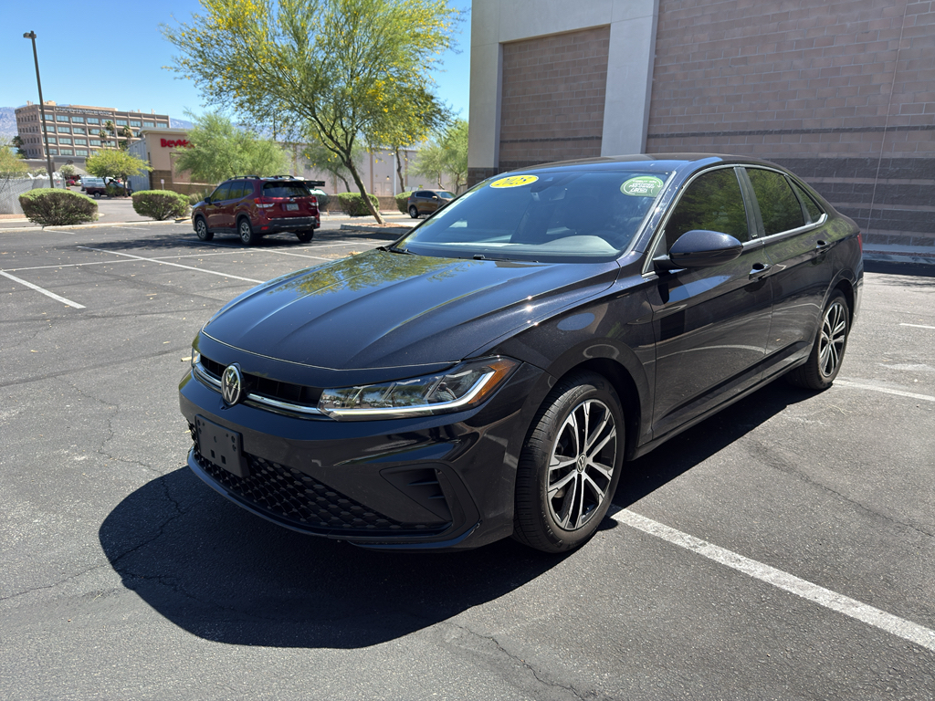 Deep Black Pearl 2025 Volkswagen Jetta Sedan Front-Wheel Drive 8-Speed Automatic