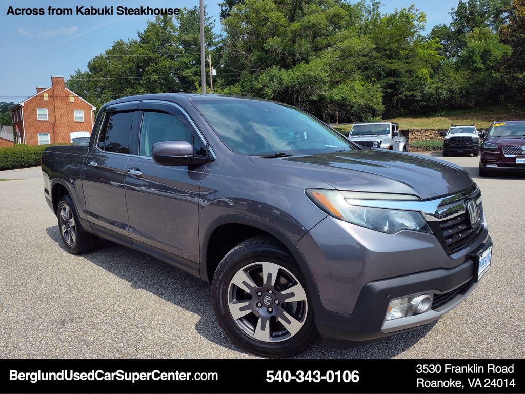 Gray (Modern Steel Metallic) 2019 Honda Ridgeline Pickup Truck All-Wheel Drive 6-Speed Automatic