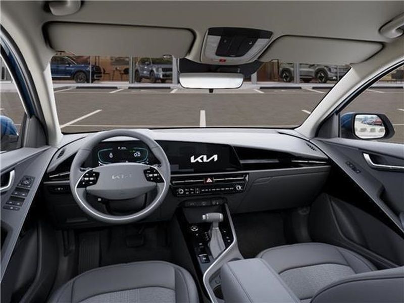 Mineral Blue 2026 Kia Niro SUV / Crossover Front-Wheel Drive 6-Speed Automatic