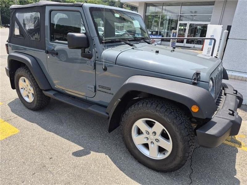Anvil Clear Coat 2014 Jeep Wrangler SUV / Crossover Four-Wheel Drive 6-Speed Manual