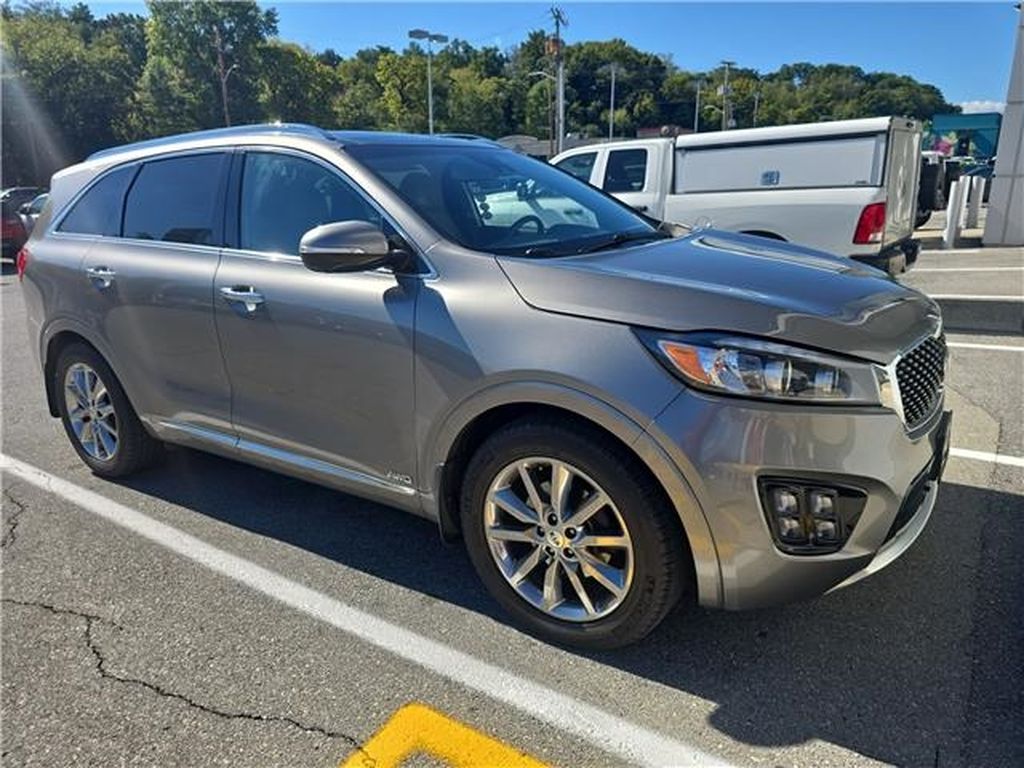 Titanium Silver 2018 Kia Sorento SUV / Crossover All-Wheel Drive 6-Speed Automatic
