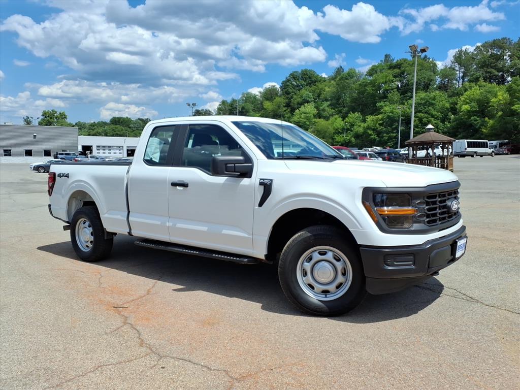Oxford White 2024 Ford F-150 Pickup Truck Four-Wheel Drive Automatic