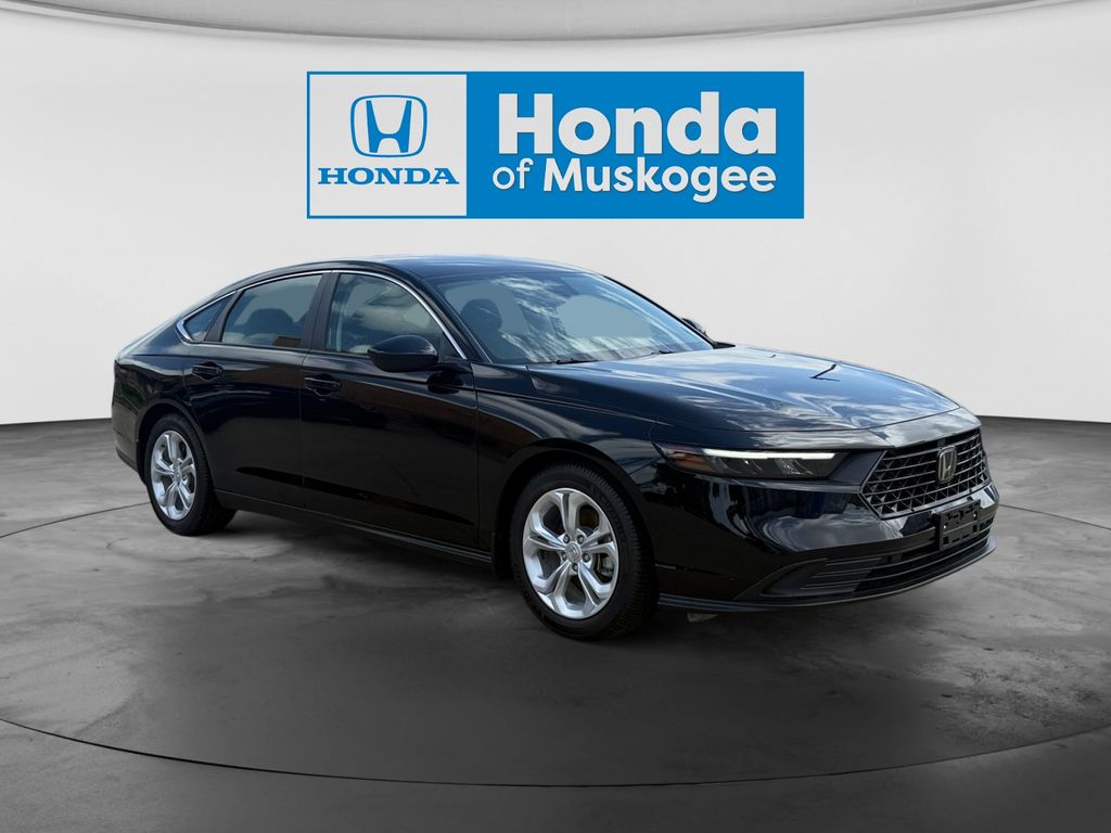 Crystal Black Pearl 2025 Honda Accord LX FWD Sedan Front-Wheel Drive Continuously Variable Transmission