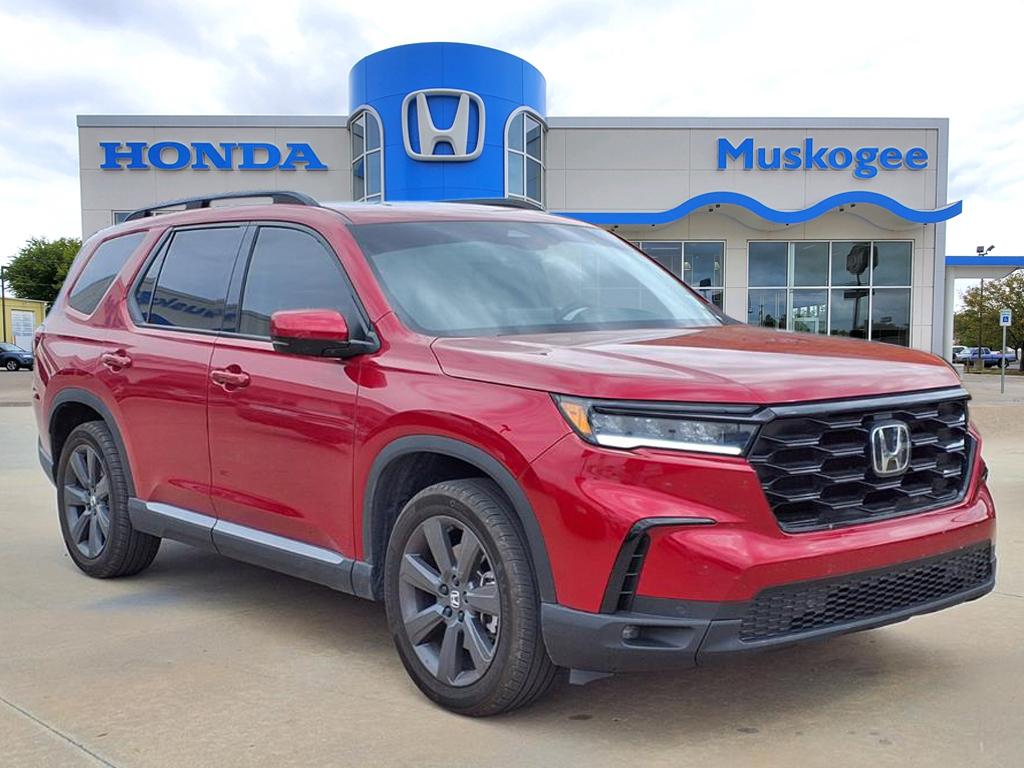 2025 Honda Pilot Touring FWD