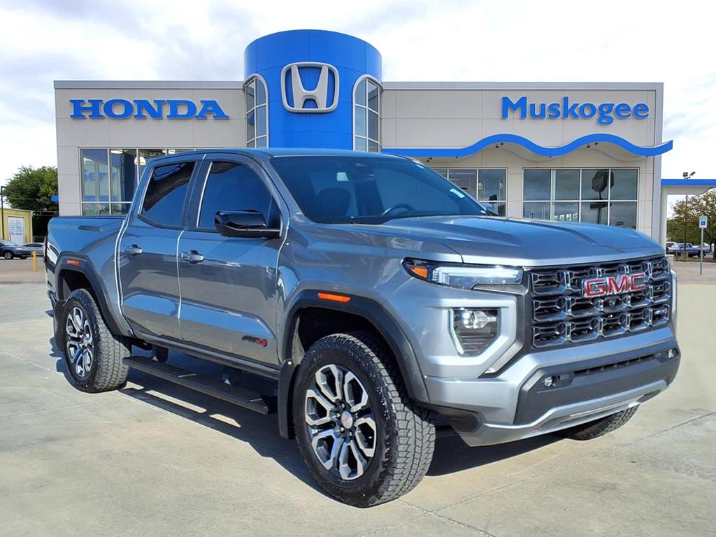 2024 GMC Canyon AT4 Crew Cab 4WD