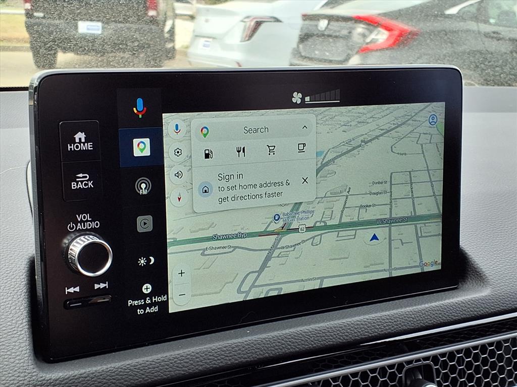 View vehicle photo 4