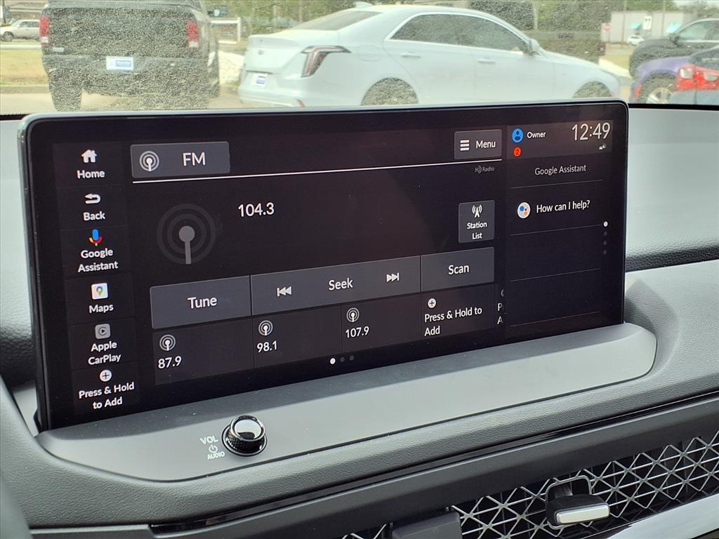 View vehicle photo 4