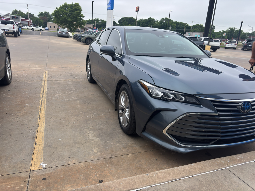 Blue 2022 Toyota Avalon XLE FWD Sedan Front-Wheel Drive