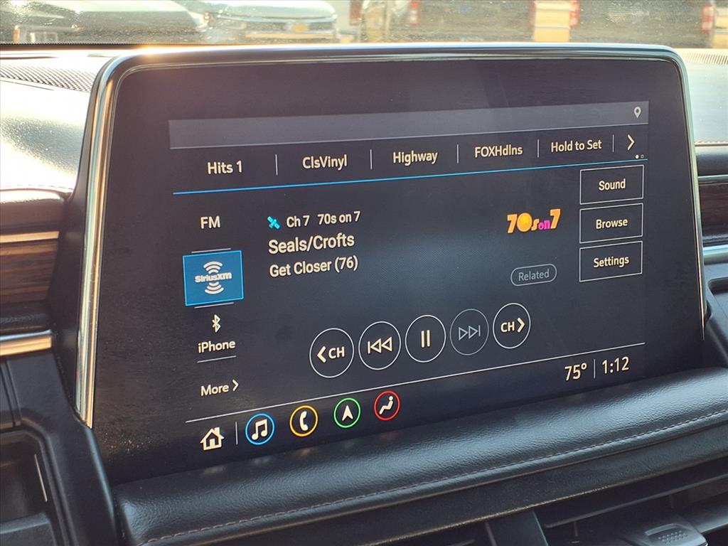 View vehicle photo 6