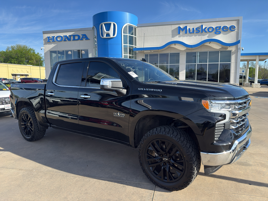 Black 2022 Chevrolet Silverado 1500 LTZ Crew Cab 4WD Pickup Truck Four-Wheel Drive Automatic