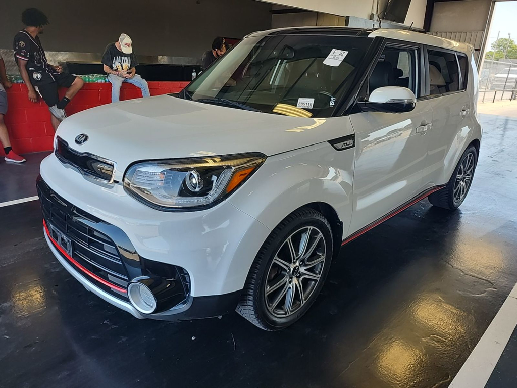 Clear White 2018 Kia Soul Wagon Front-Wheel Drive 7-Speed Automatic