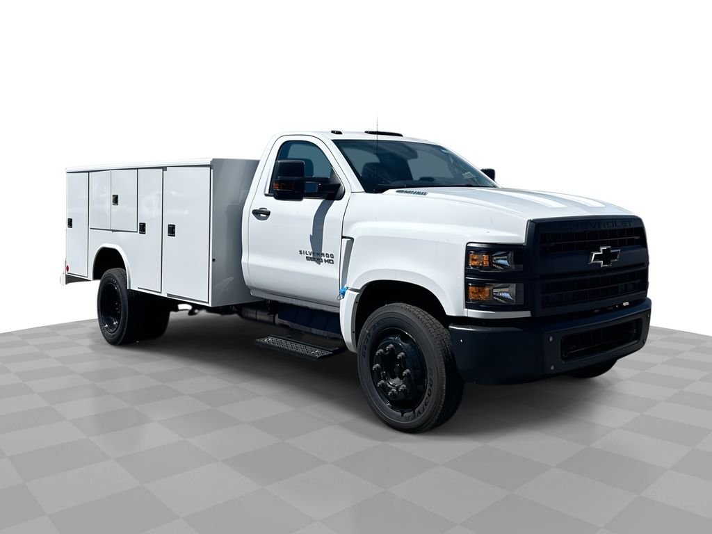 2023 Chevrolet Silverado 5500HD LT 