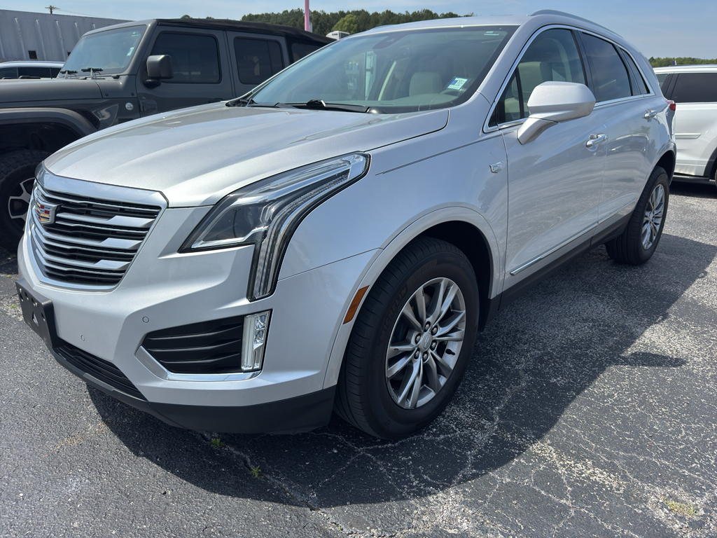 Radiant Silver Metallic 2019 Cadillac XT5 Premium Luxury AWD SUV / Crossover Four-Wheel Drive 8-Speed Automatic