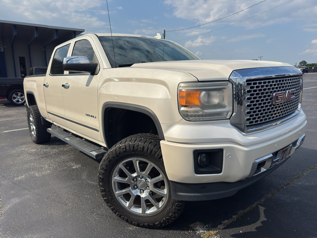 2015 GMC Sierra 1500 Denali Crew Cab 4WD Pickup Truck Four-Wheel Drive Automatic
