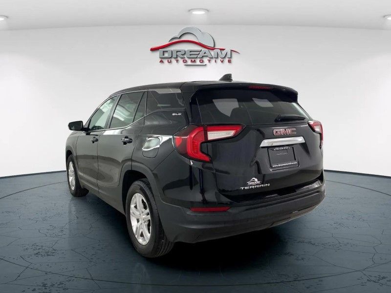 2024 Gmc Terrain SLE photo 4