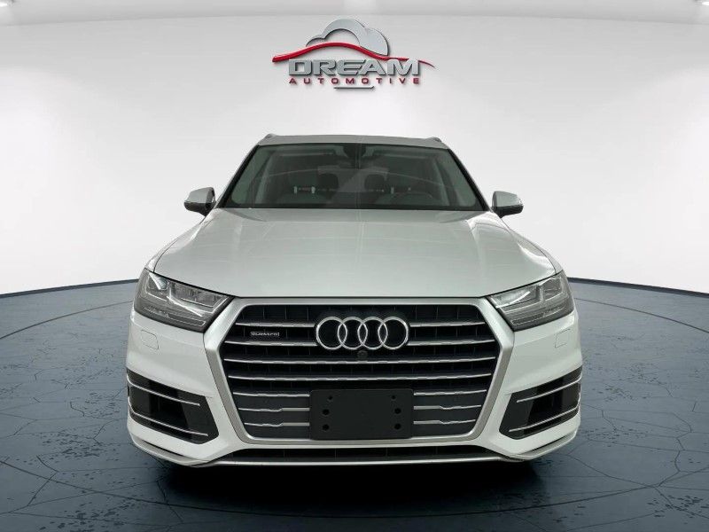 Used 2019 Audi Q7 Premium Plus with VIN WA1LAAF77KD008364 for sale in Kansas City