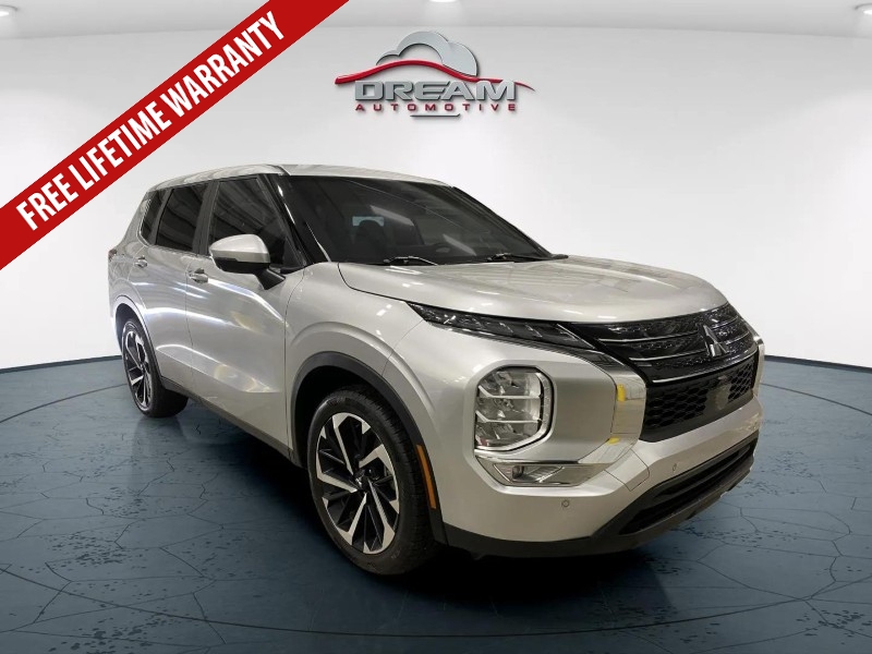 2024 Mitsubishi Outlander SE FWD