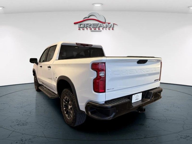 2024 Chevrolet Silverado 1500 ZR2 photo 4