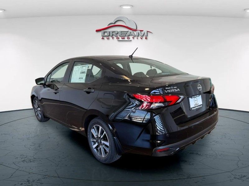 2025 Nissan Versa S photo 4