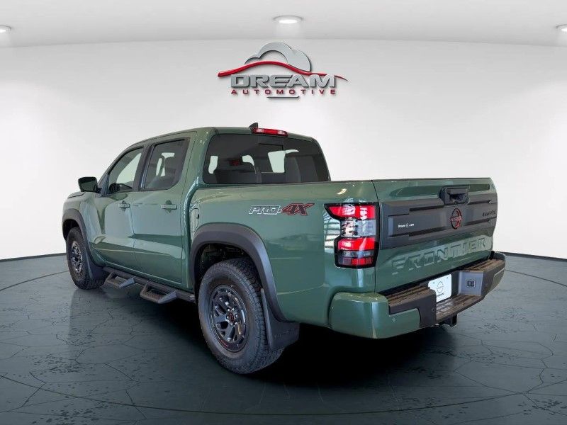 2025 Nissan Frontier Crew Cab PRO-4X photo 4