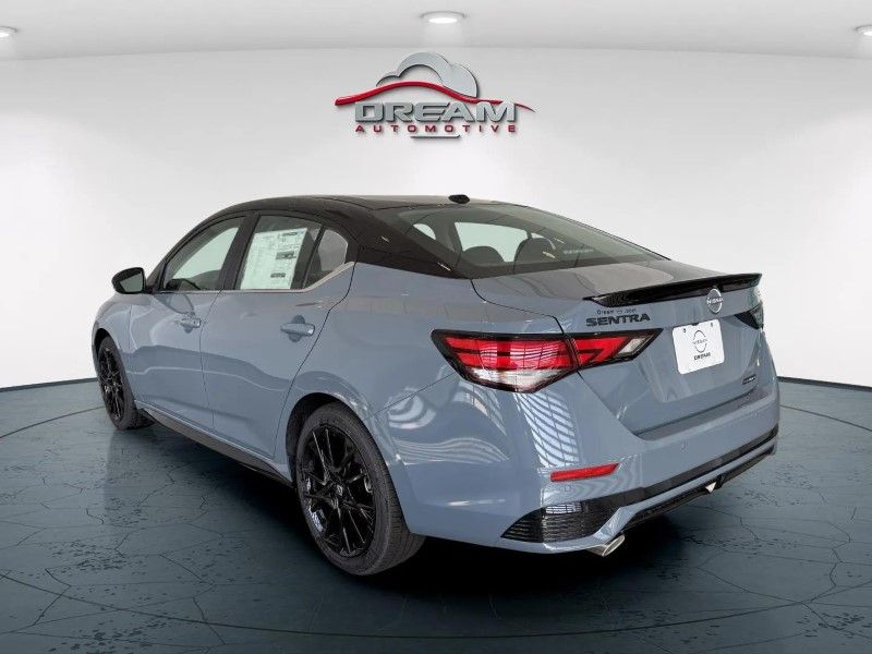 2025 Nissan Sentra SR photo 4