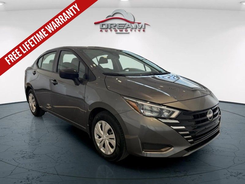 2025 Nissan Versa S FWD