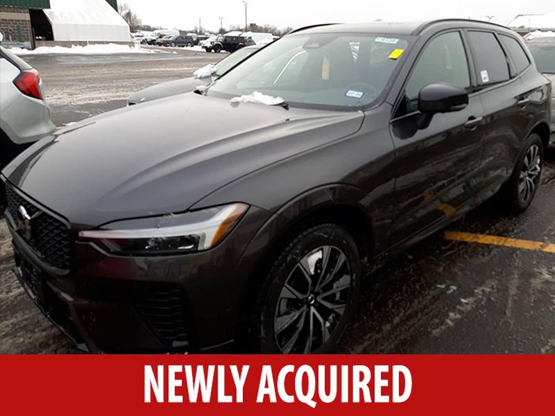 2025 Volvo XC60 B5 Plus Dark Theme AWD