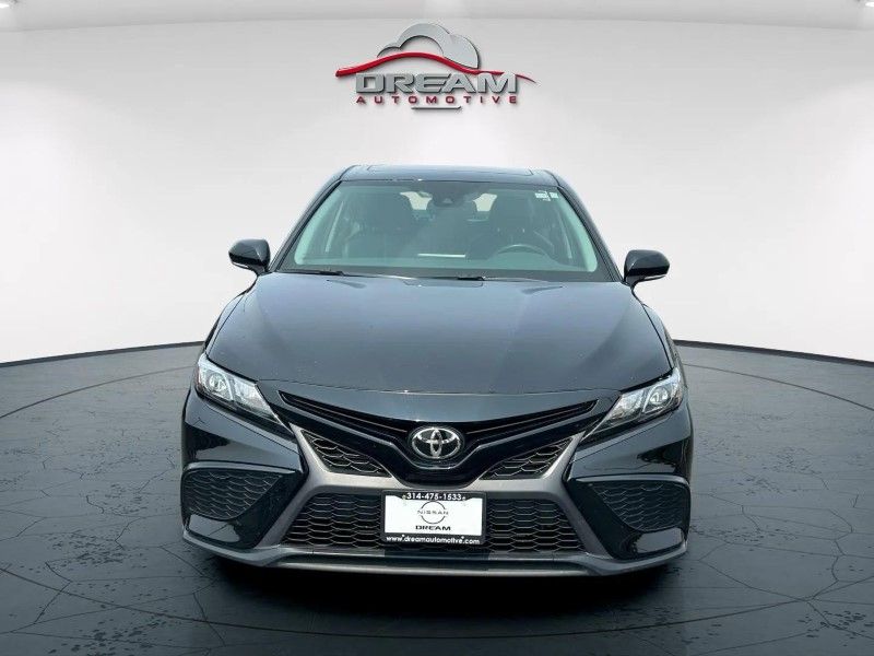 2024 Toyota Camry SE photo 2