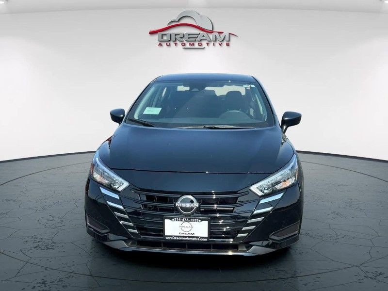 2025 Nissan Versa S photo 2