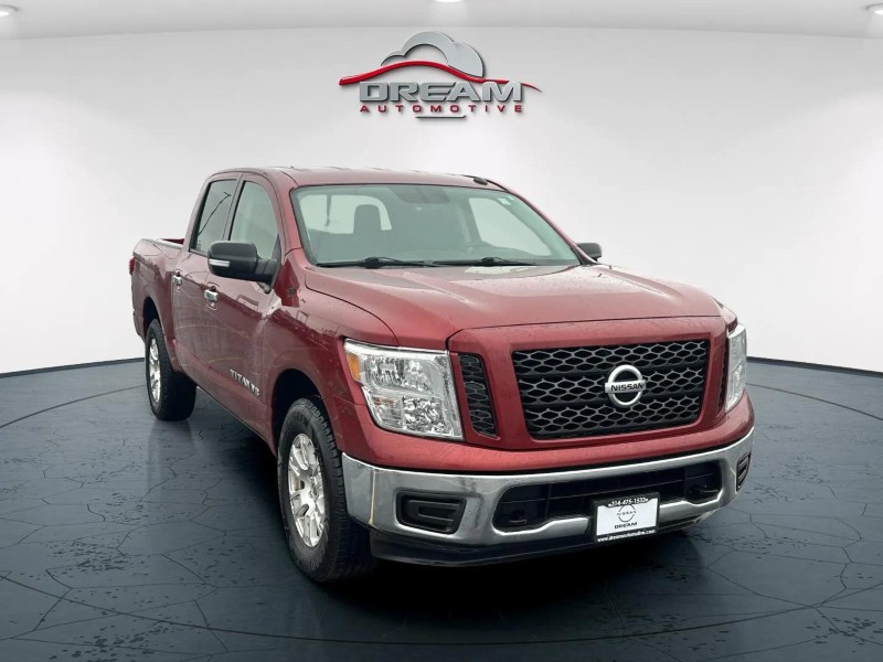 2019 Nissan Titan SV Crew Cab 4WD