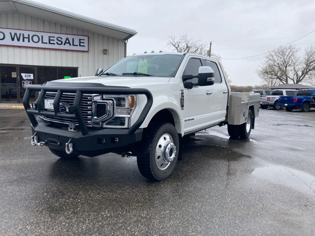White 2021 Ford F-450 Super Duty Pickup Truck Four-Wheel Drive Automatic
