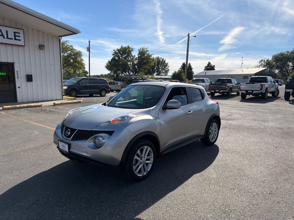  2011 Nissan Juke S AWD   