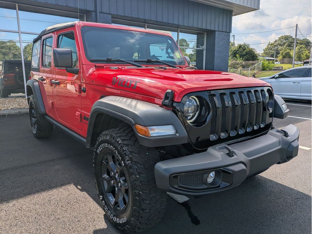 View vehicle photo 3