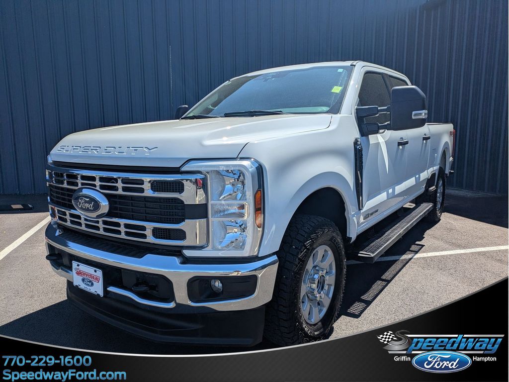 Oxford White 2024 Ford F-250 Super Duty XLT SuperCab 4WD Pickup Truck Four-Wheel Drive Automatic