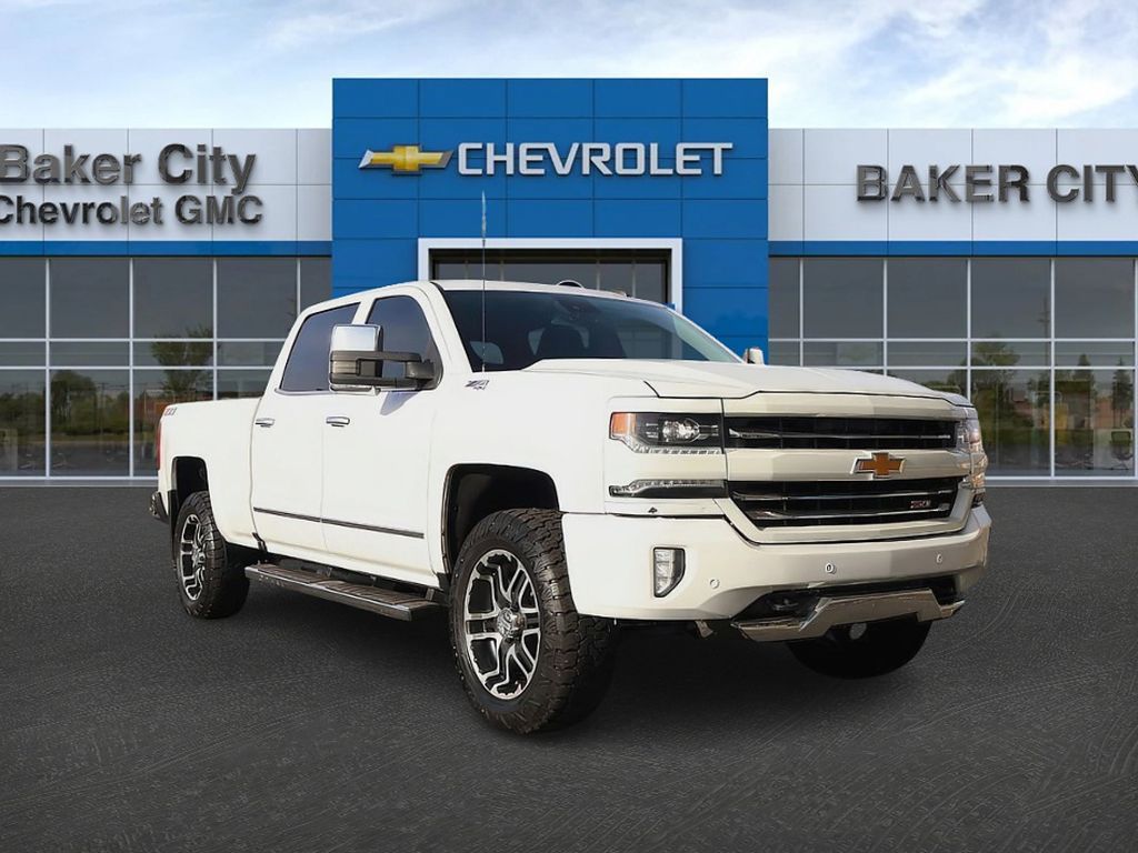 Summit White 2018 Chevrolet Silverado 1500 LTZ Crew Cab 4WD Pickup Truck Four-Wheel Drive 8-Speed Automatic