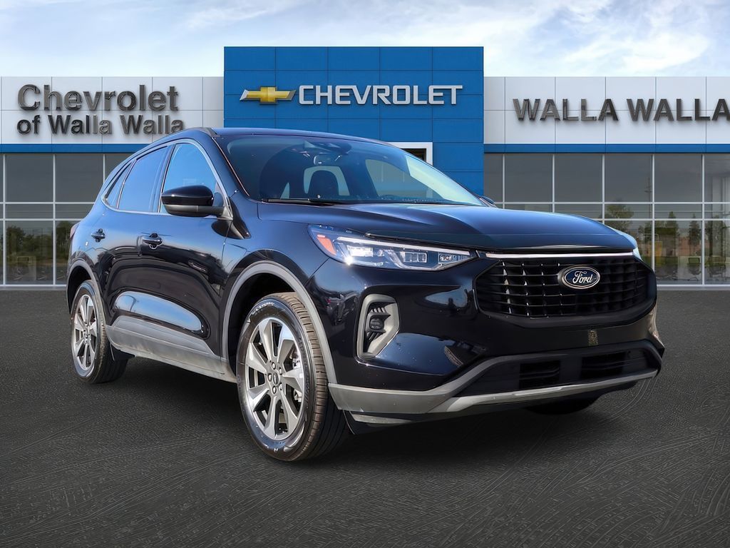 Agate Black Metallic 2025 Ford Escape SUV / Crossover All-Wheel Drive 8-Speed Automatic