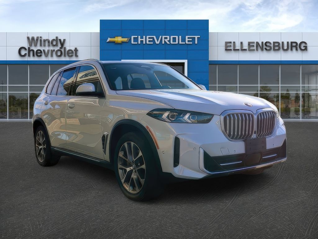 Mineral White Metallic 2024 BMW X5 SUV / Crossover All-Wheel Drive 8-Speed Automatic