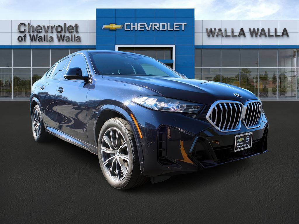 2025 BMW X6 xDrive40i AWD