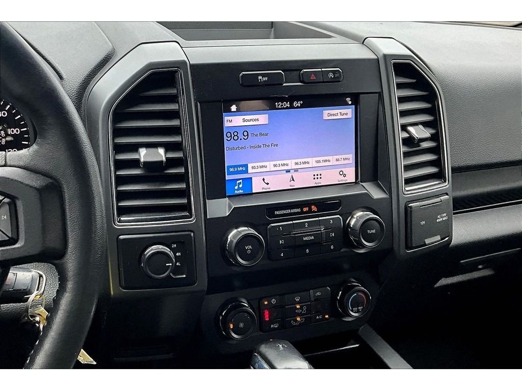 View vehicle photo 7