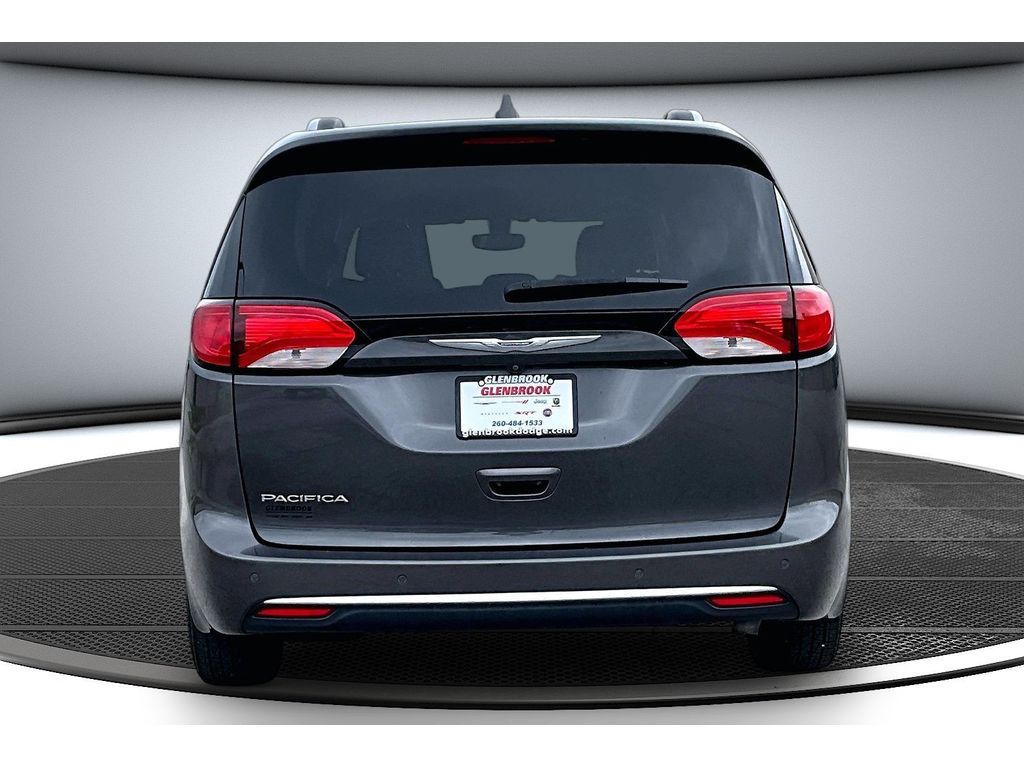 View vehicle photo 6