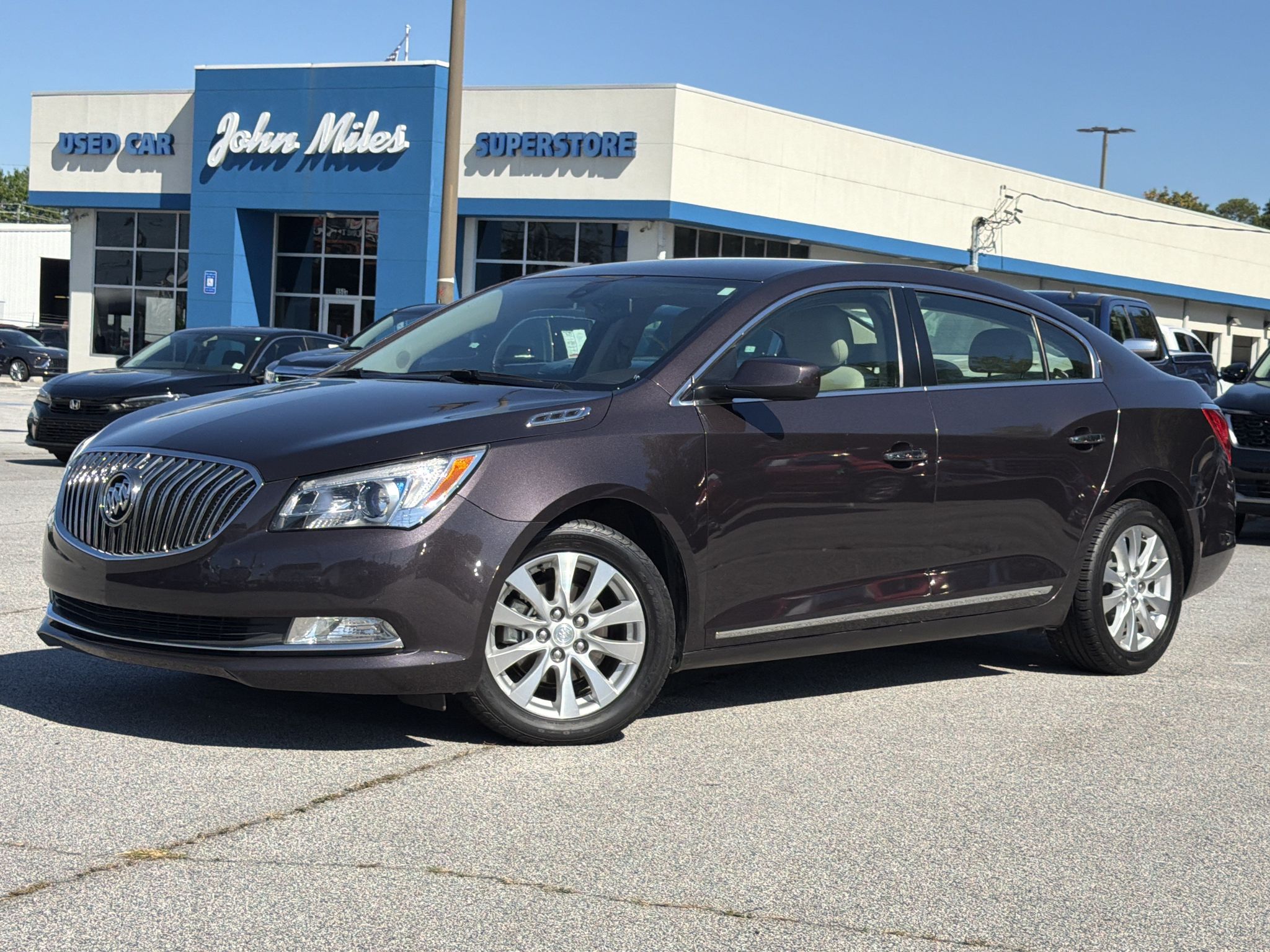 Midnight Amethyst Metallic 2014 Buick LaCrosse Sedan Front-Wheel Drive 6-Speed Automatic