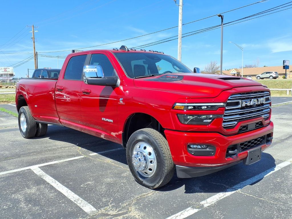 2026 RAM 3500 Laramie Crew Cab LB DRW 4WD