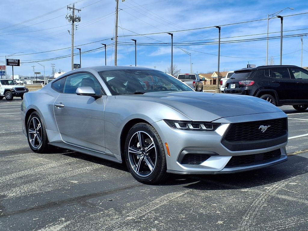 2024 Ford Mustang EcoBoost Premium Fastback RWD