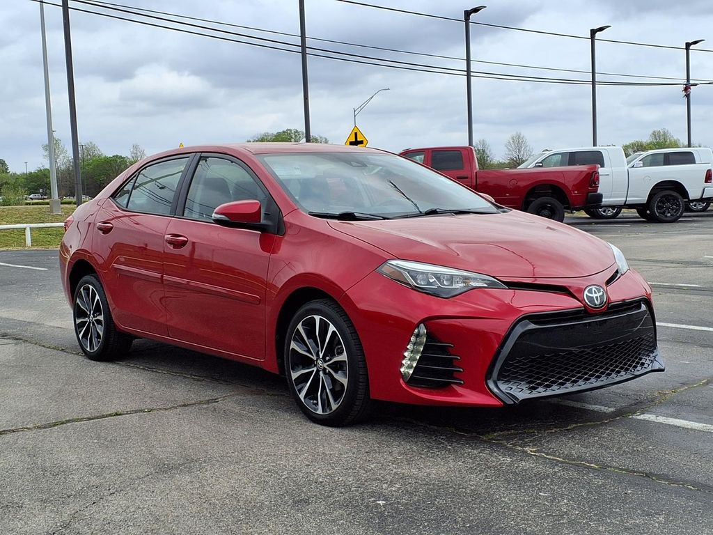 Barcelona Red Metallic 2017 Toyota Corolla SE Sedan Front-Wheel Drive Continuously Variable Transmission