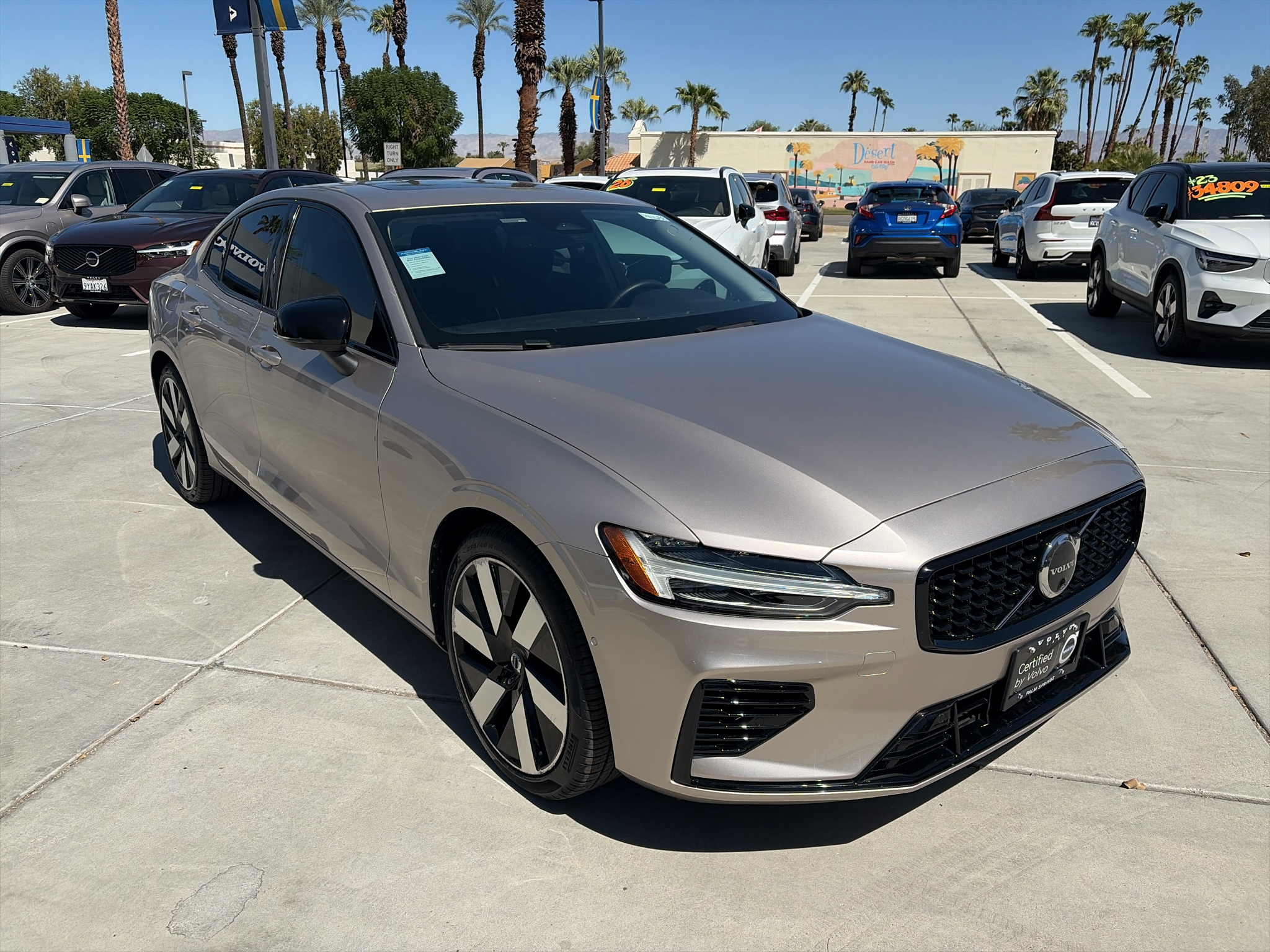 2024 Volvo S60 Recharge T8 Plus Dark Theme eAWD