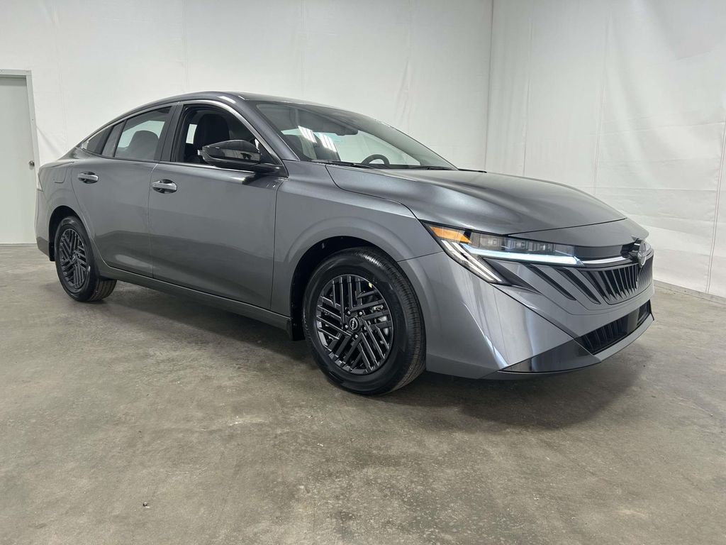 Gray (Gun Metallic) 2026 Nissan Sentra Sedan Front-Wheel Drive Continuously Variable Transmission
