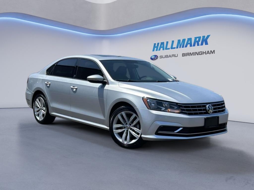 Reflex Silver Metallic 2019 Volkswagen Passat Sedan Front-Wheel Drive 6-Speed Automatic