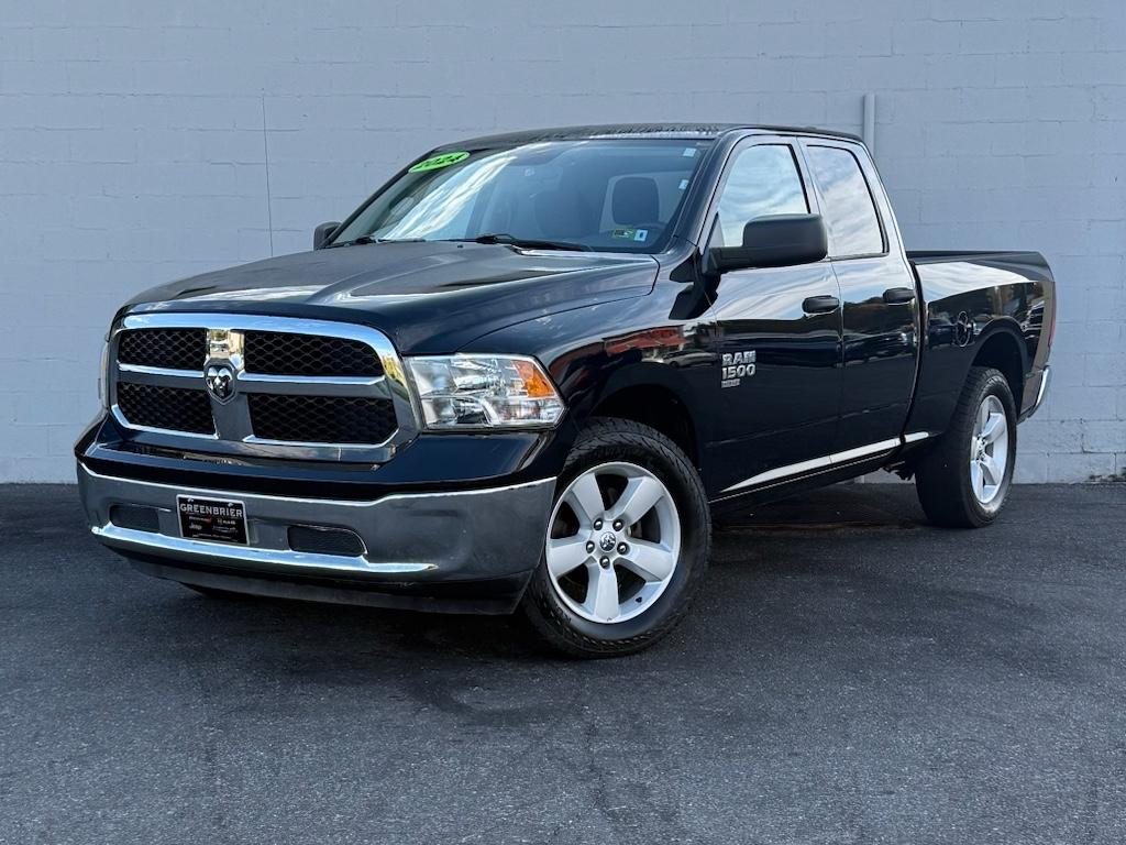 2024 Ram 1500 Classic SLT 